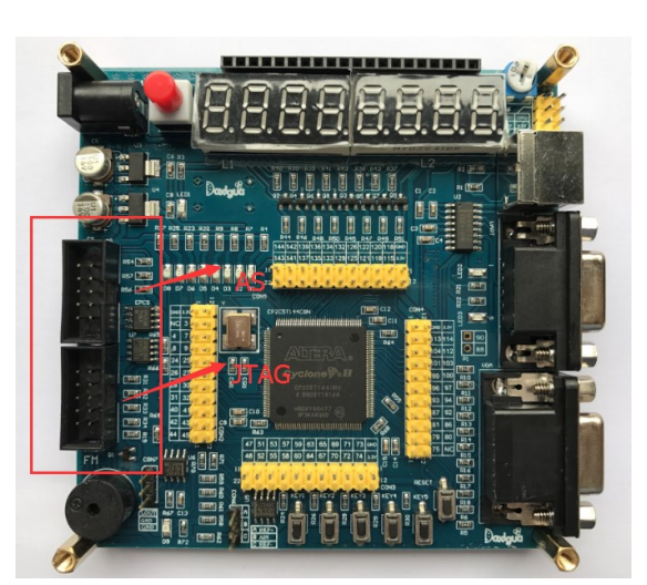基于TLC5510的电压表及LCD160