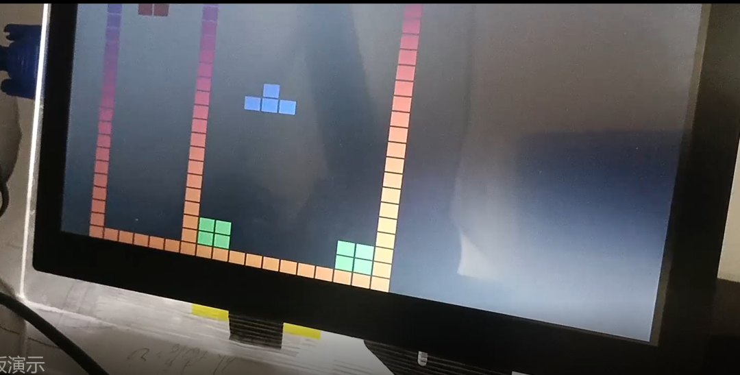 俄罗斯方块游戏VGA显示设计 Veril