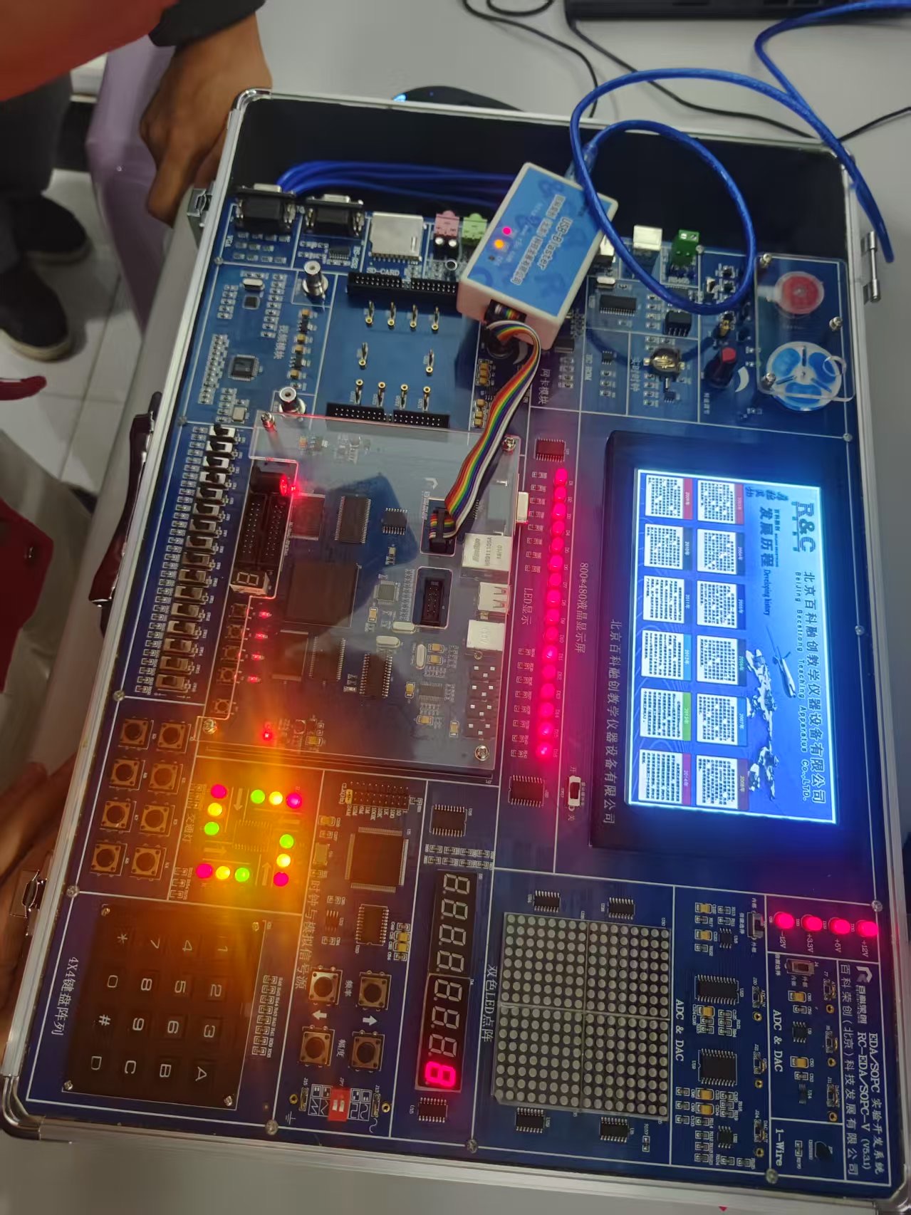 数字电子钟 的设计 Verilog 代码